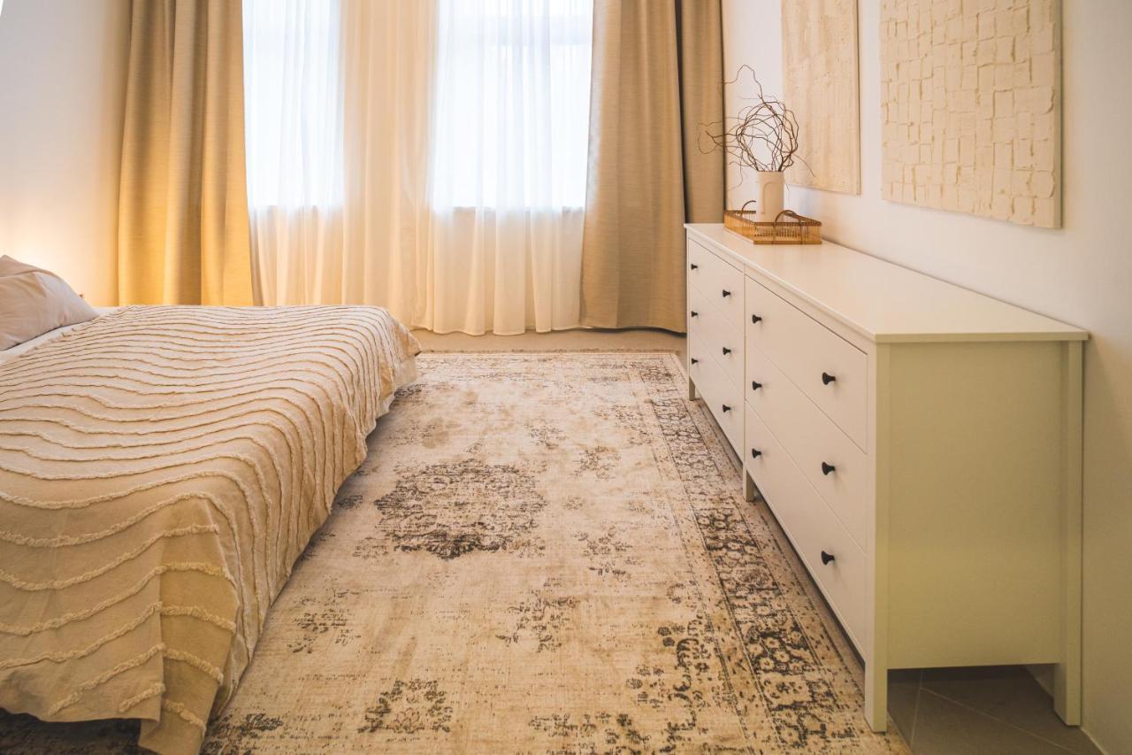 Old Town Apartment Kaunas Bagian luar foto